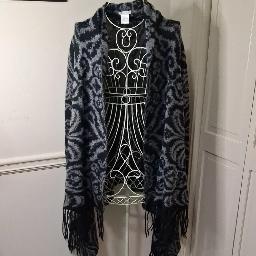 Garnet Hill Black and Gray Patterned Cape